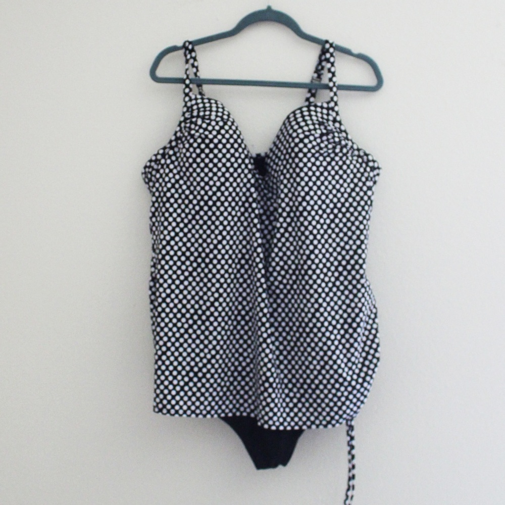 Lane Bryant Polka Dot One Piece Swimsuit sz. 22